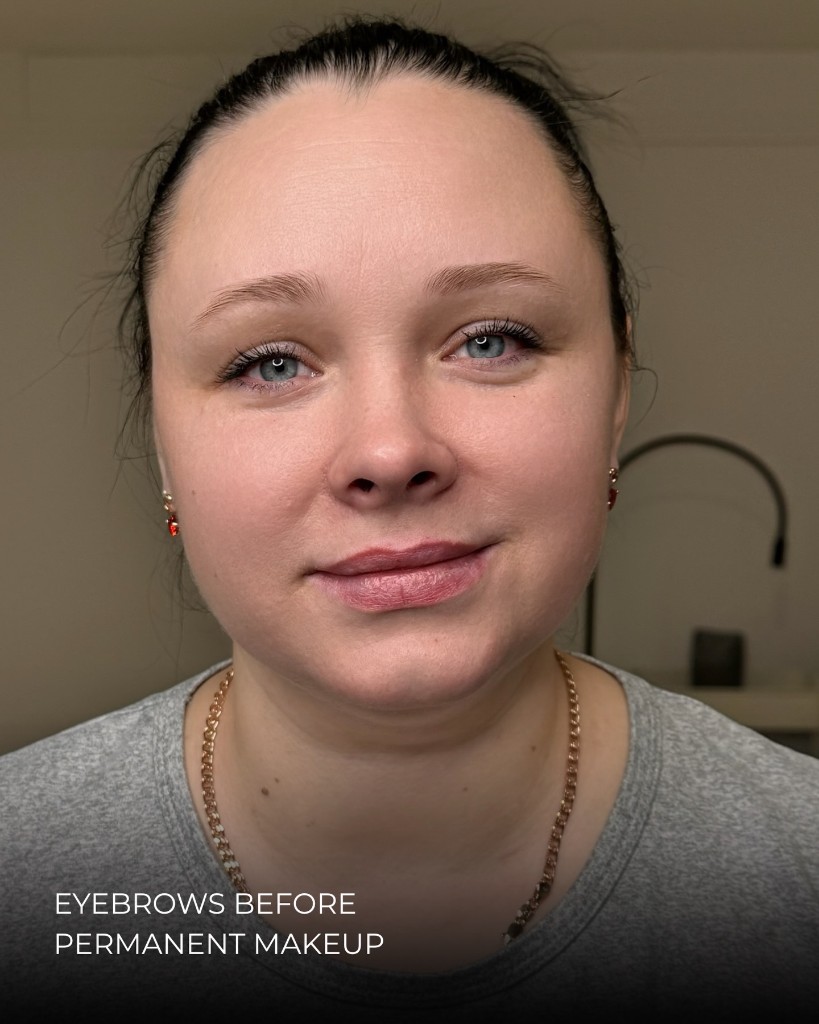 Eyebrows before permanent makeup — sparse natural brows