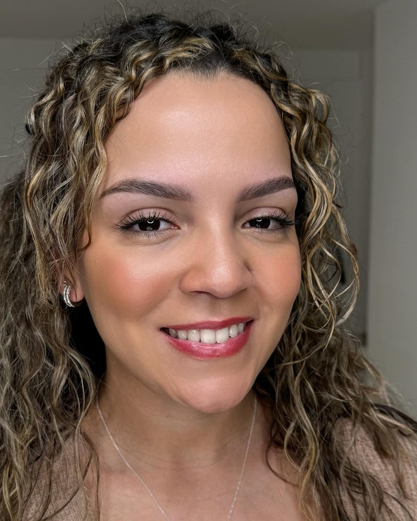 Healed powder brows — soft natural everyday finish